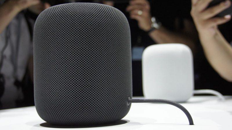 A breakthrough speaker
HomePod combines Apple-engineered audio technology an…